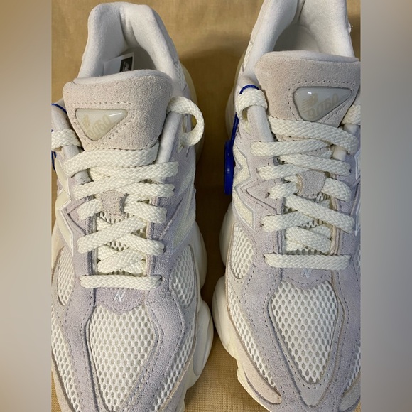 New Balance 9060 Women’s / Men’s Cream Mesh Sneakers - Picture 7 of 13